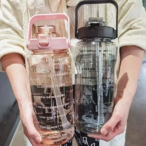 Bouteille d'eau 2L avec paille – Marquage temporel
