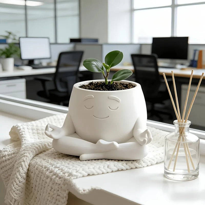 Vue de face du cache-pot Florasya au design apaisant et épuré
