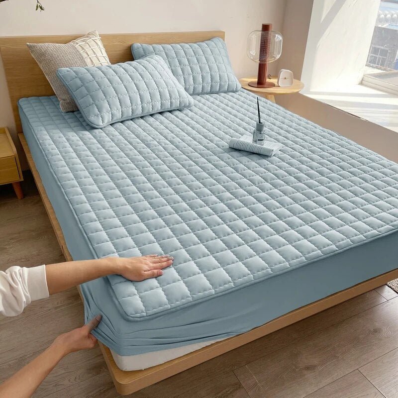 Housse de Matelas | Tissu Doux et Respirant | Protection Hygiénique | Convient aux Matelas jusqu'à 30 cm