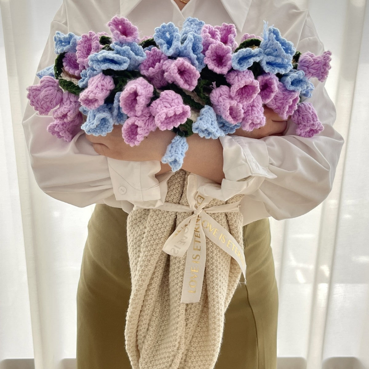 CozyLily - Chaleur Douce Exceptionnelle avec un Beau Motif au Crochet