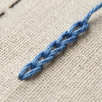 Kit de broderie pour débutants | Référence 106 points | Pages en lin amovibles & cadre en bambou