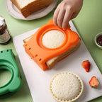 Sandwich fourré découpé avec des bords nets et bien scellés