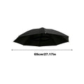 Vue latérale du parapluie chapeau léger offrant une protection contre la pluie