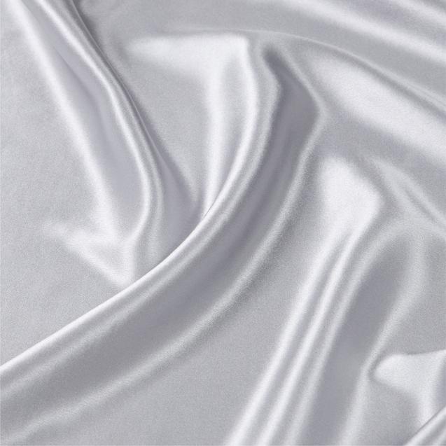 SilkAura - Accueillez chaque jour avec des cheveux lisses et une peau éclatante