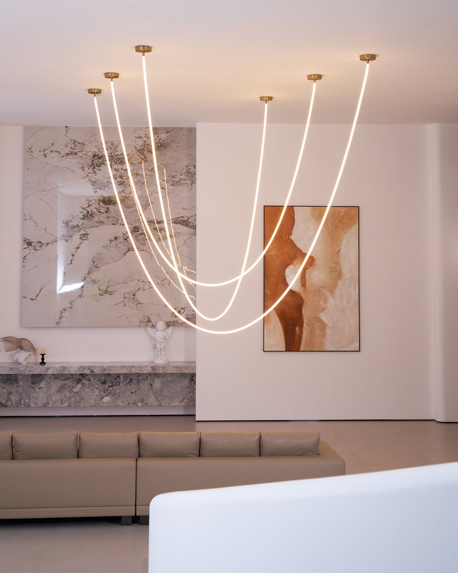 FlexGlow - Personnalisez N'importe Quel Espace avec un Éclairage LED Flexible