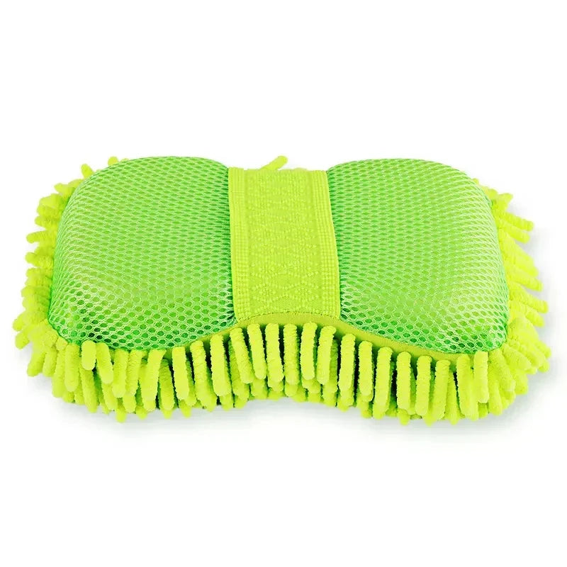 Kit de nettoyage automobile Néovale avec éponge, chiffons et brosses microfibre