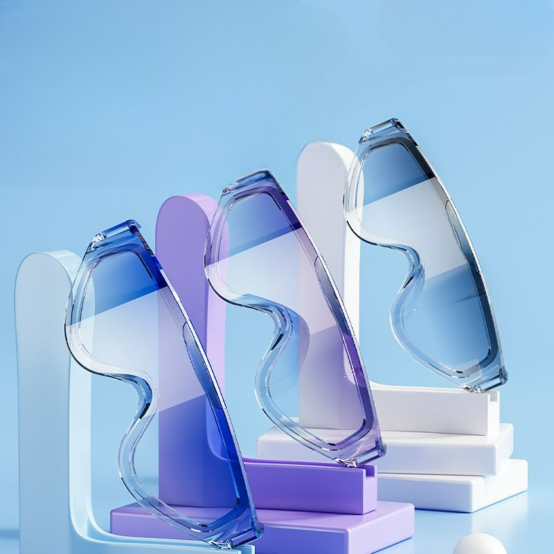 Détail des verres HD antibuée des lunettes de natation Aqualyse