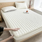 Housse de Matelas | Tissu Doux et Respirant | Protection Hygiénique | Convient aux Matelas jusqu'à 30 cm