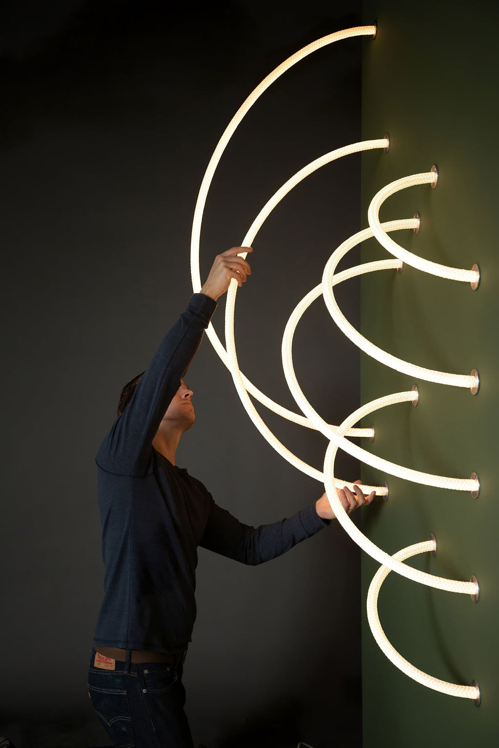 FlexGlow - Personnalisez N'importe Quel Espace avec un Éclairage LED Flexible
