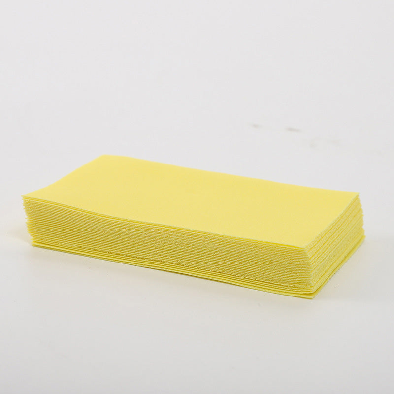 Lingettes de nettoyage sol à dissolution rapide présentées en boîte